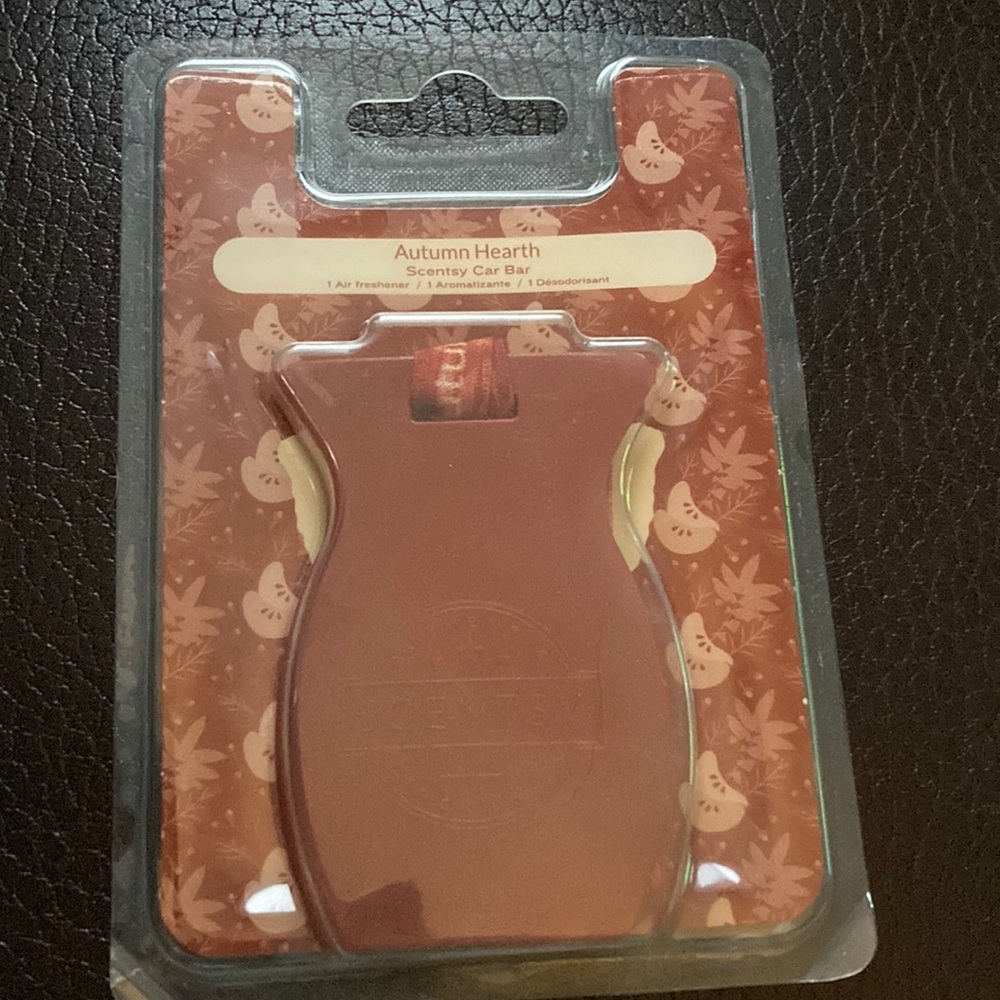 Scentsy autumn hearth car bar